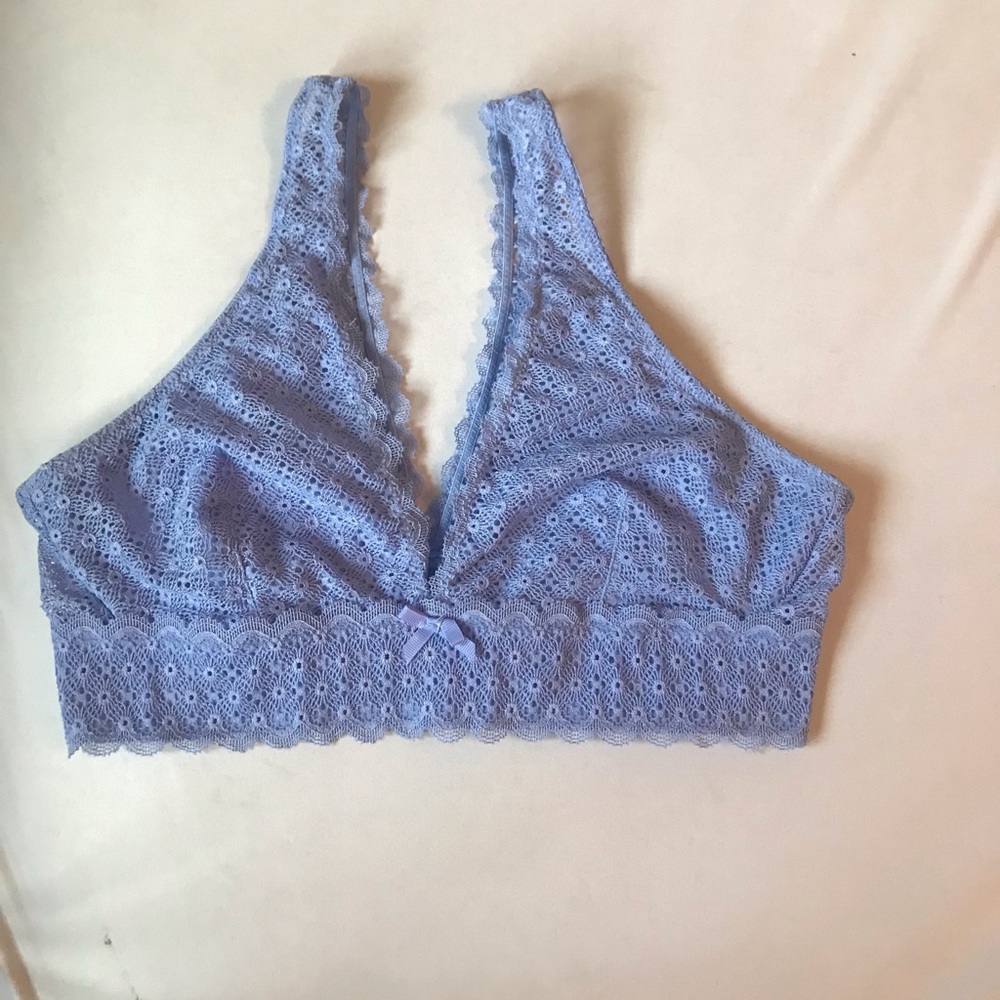 Lilac Lace Bralette. 💜
